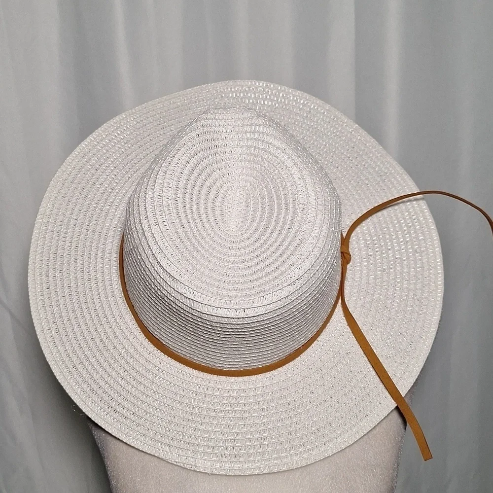 Marcus Adler 100% paper Hat / one size